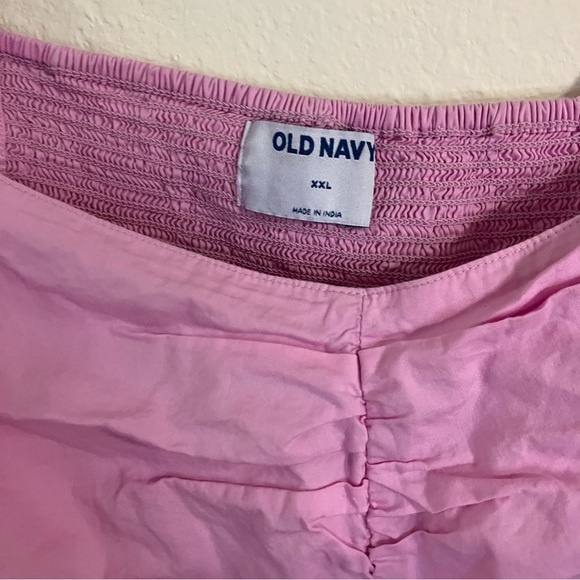 Old Navy Puff-Sleeve Ruched Smocked
Babydoll Swing Light Pink Blouse Size: XXL - Picture 5 of 6